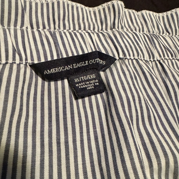 American Eagle Off-the-Shoulder Top - Picture 4 of 5